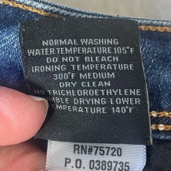 Buckle Black Fit No. 76 Womens Denim Jean Cut-Off Shorts Size 27 Blue Distressed - Picture 6 of 8